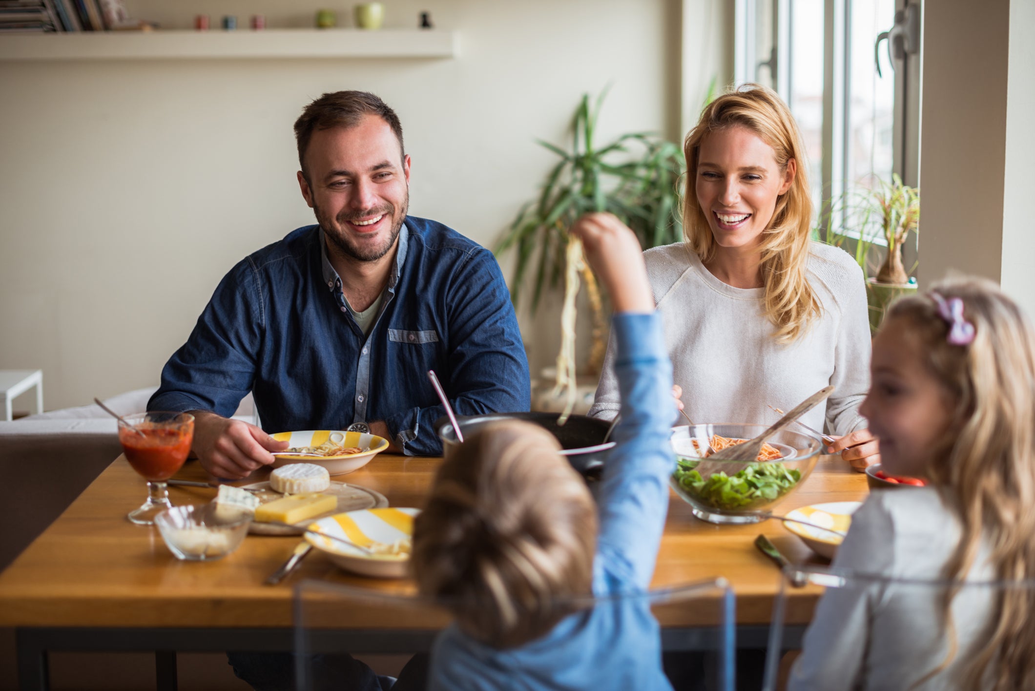 Family lunch at home