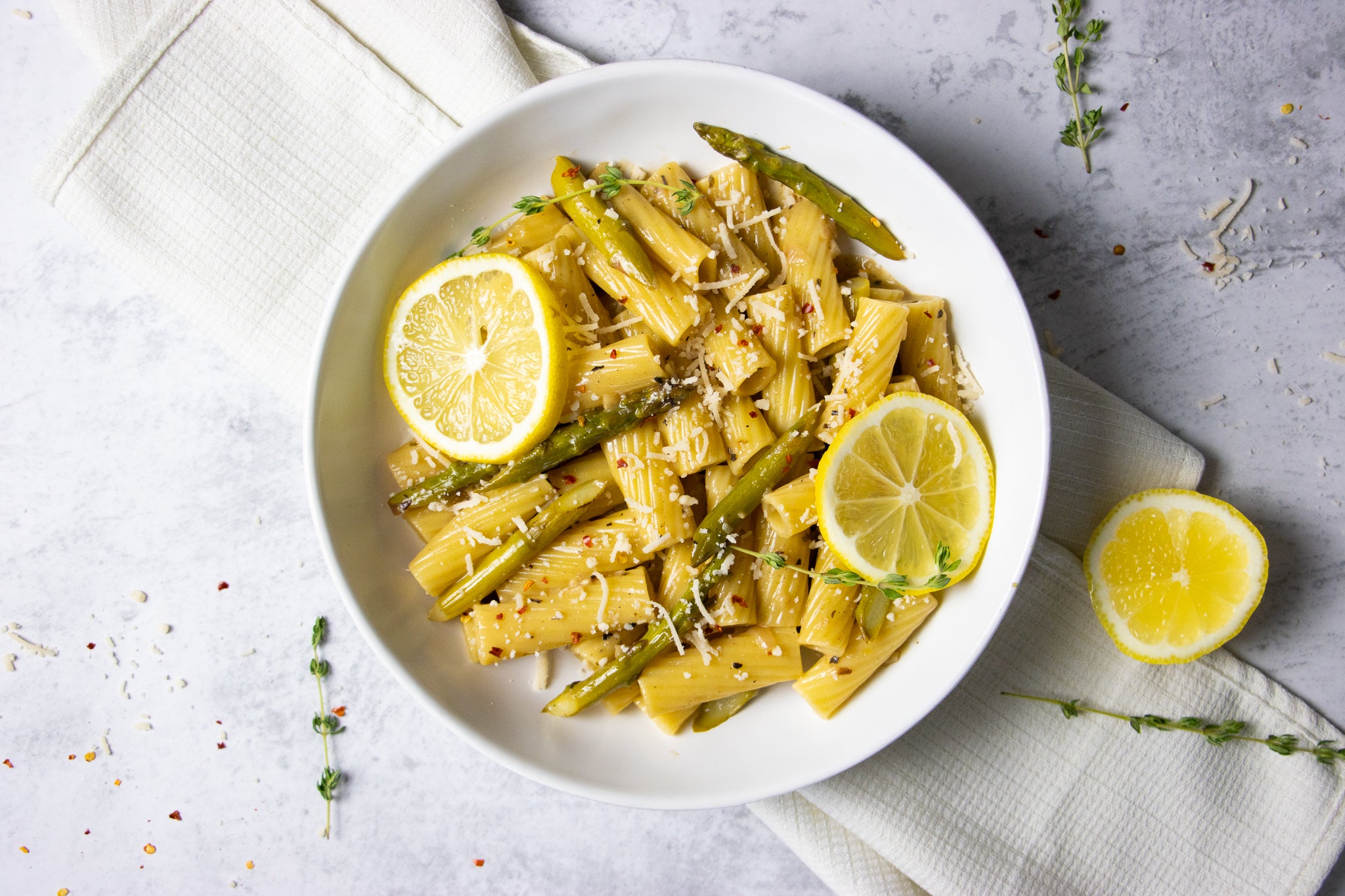 Lemon Garlic Pasta with Asparagus