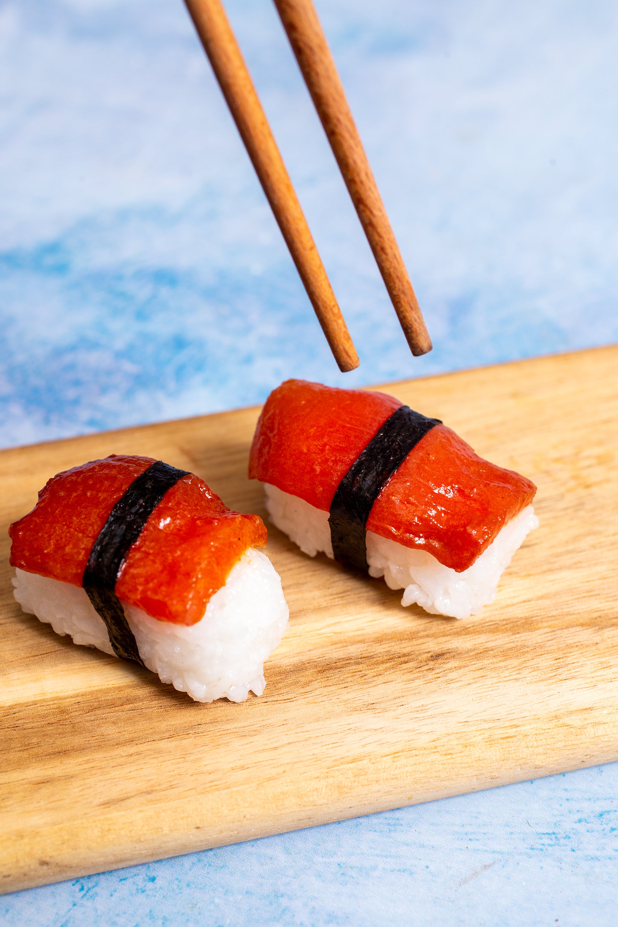 How to Make a Vegan Tuna Sushi Roll Using Marinated Watermelon
