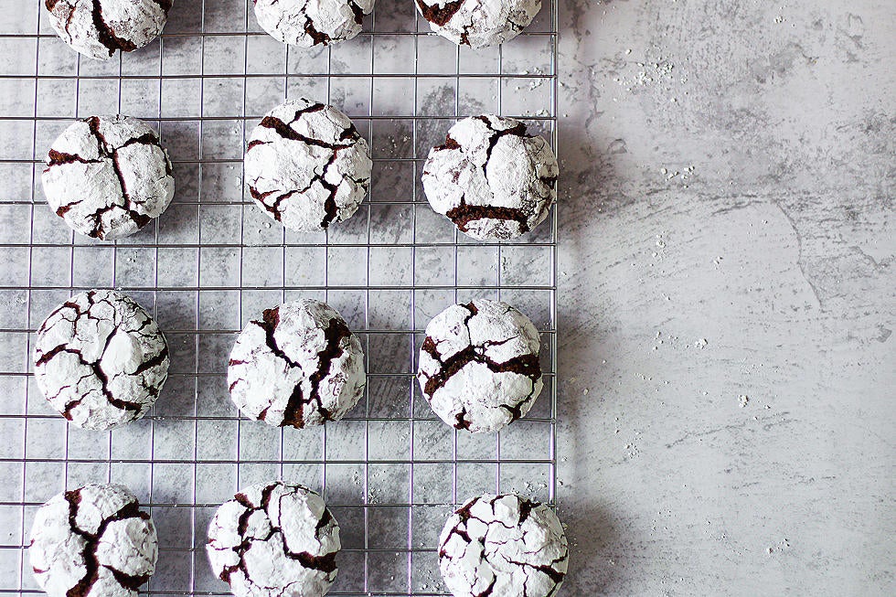 vegan crinkle cookies