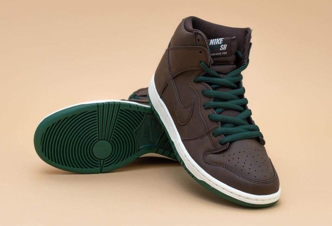 Nike sb dunk high baroque brown deals